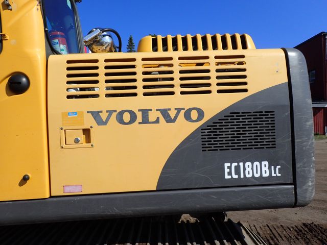 453039-60 Volvo EC180B
