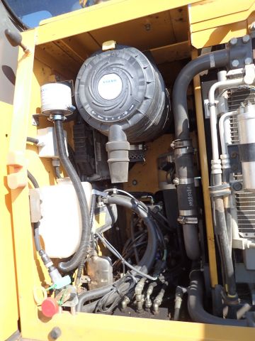 453039-64 Volvo EC180B