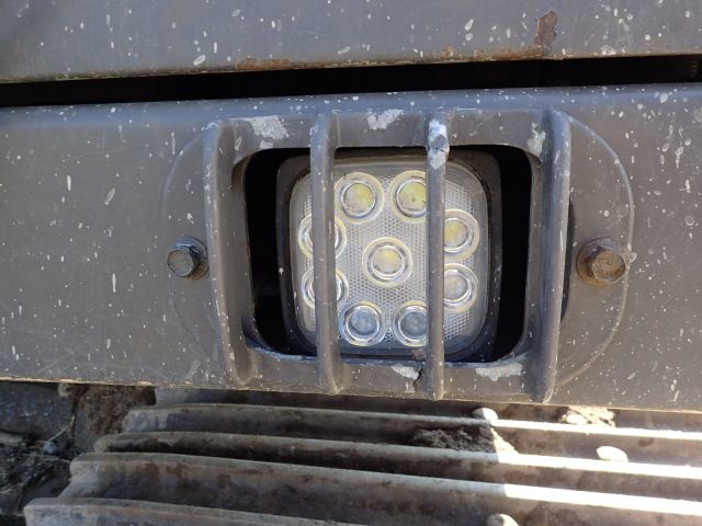 453039-70 Volvo EC180B
