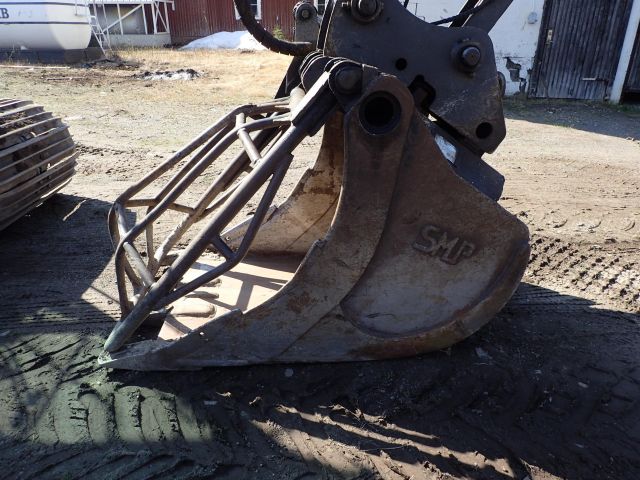 453039-72 Volvo EC180B