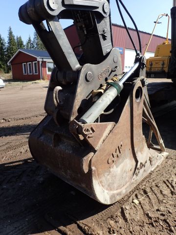 453039-74 Volvo EC180B