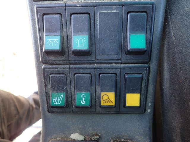453039-88 Volvo EC180B