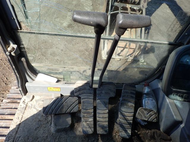 453039-92 Volvo EC180B