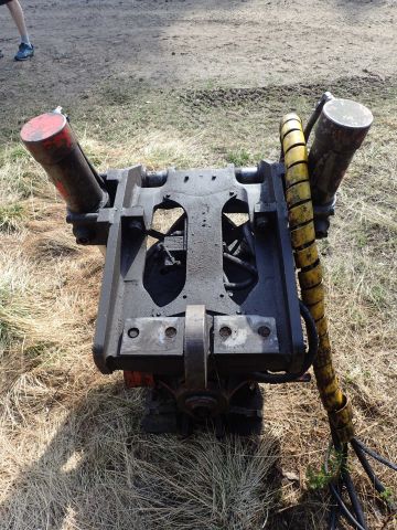 453039-106 Volvo EC180B