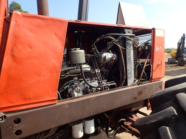 453042-25 FIAT 1380 DT Reg: EKN152
