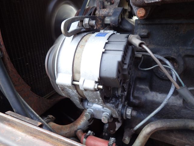 453042-64 FIAT 1380 DT Reg: EKN152
