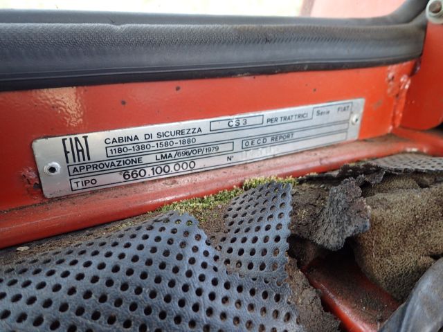 453042-90 FIAT 1380 DT Reg: EKN152
