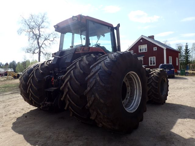 453049-5 CASE IH 7140 right: BKX234