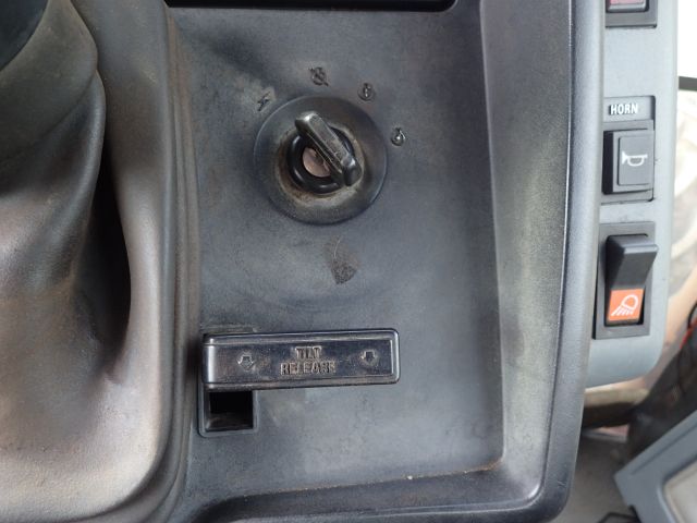 453049-55 CASE IH 7140 right: BKX234