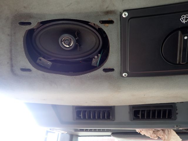 453049-66 CASE IH 7140 right: BKX234