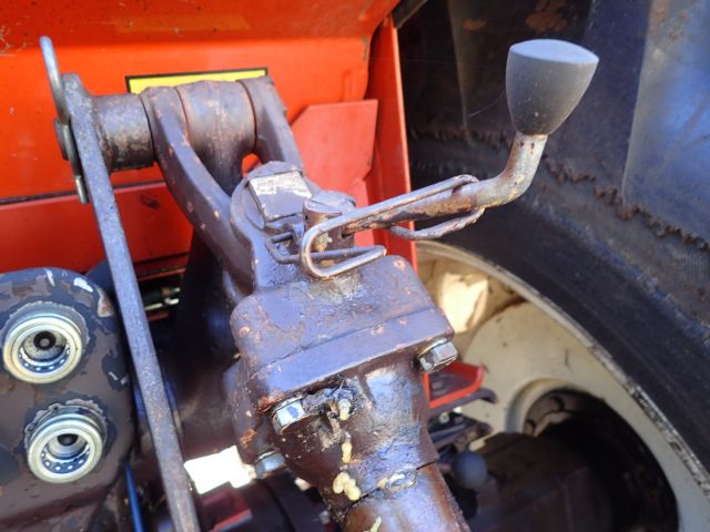 453037-55 FIAT 1380 DT Reg: DXG343