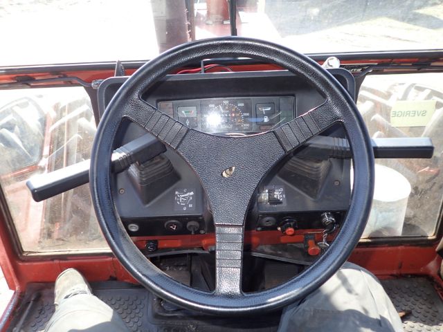 453037-81 FIAT 1380 DT Reg: DXG343