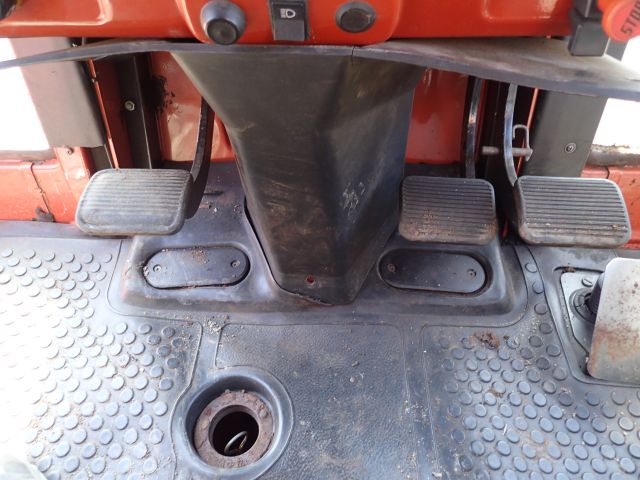 453037-89 FIAT 1380 DT Reg: DXG343