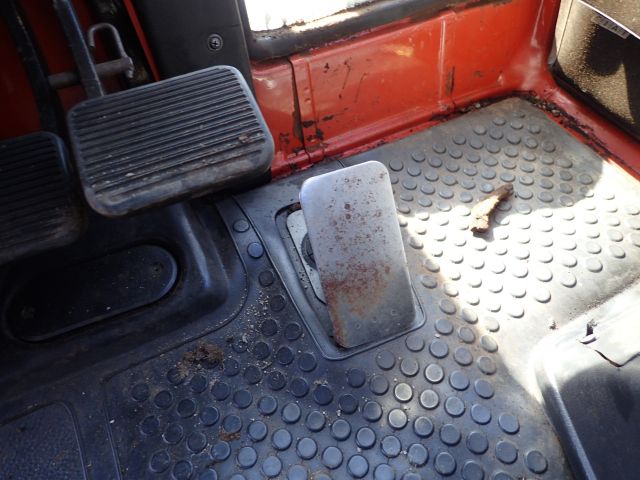 453037-90 FIAT 1380 DT Reg: DXG343