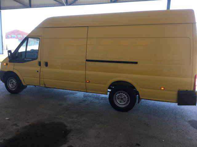 476893-20 Ford Transit 350 2.4 TDCI 140 hp