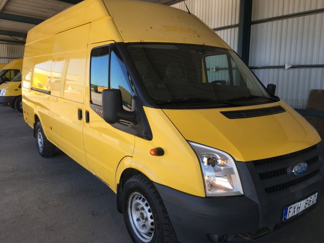 476893-21 Ford Transit 350 2.4 TDCI 140 hp