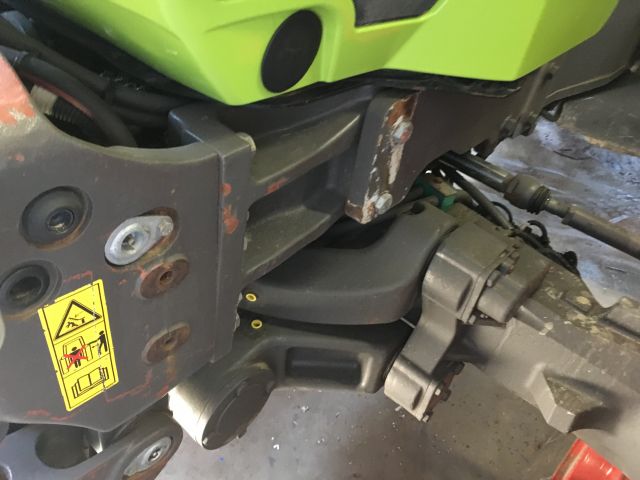 462076-24 Claas Axion 850 Cebis 254 hp