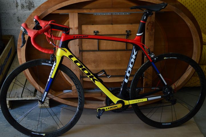 477597-2 Road bike LOOK 695