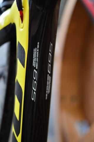 477597-8 Road bike LOOK 695