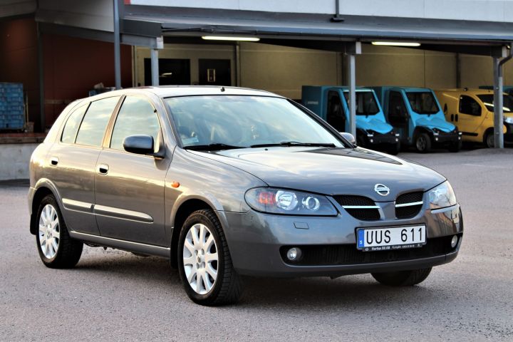 433662-2 Nissan Almera 5-door 1.8 116hk, 2004