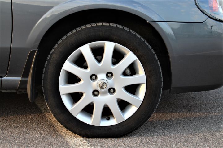 433662-20 Nissan Almera 5-door 1.8 116hk, 2004