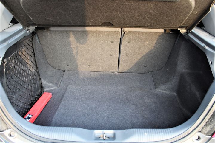 433662-10 Nissan Almera 5-door 1.8 116hk, 2004