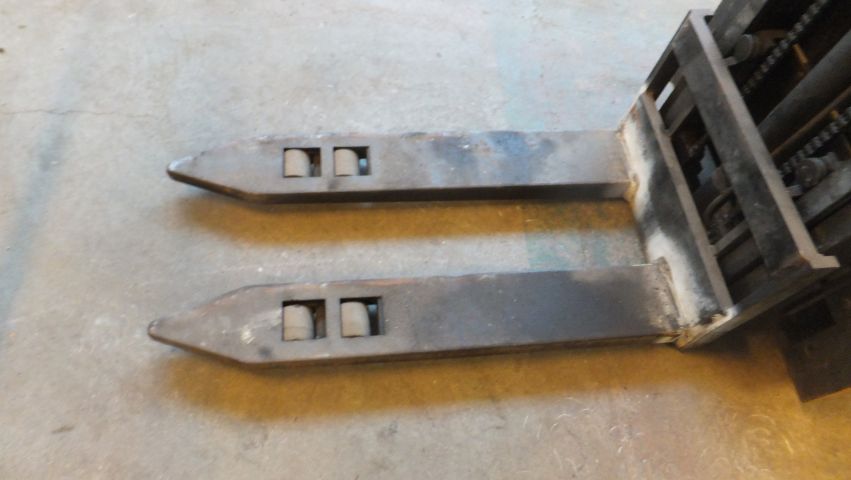 451072-3 Atlet truck 125 ST