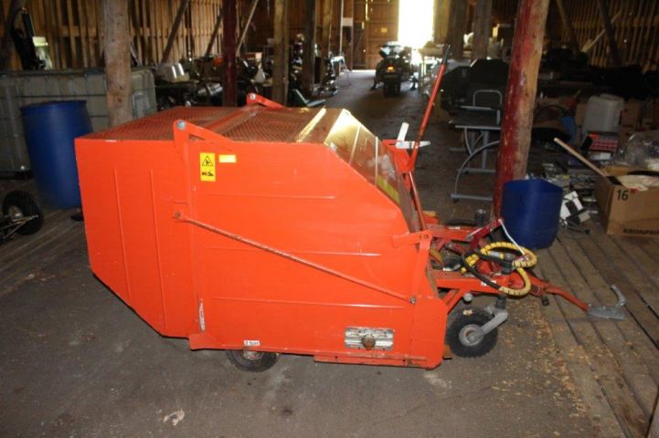 477641-5 Sweeper Wiedenmann