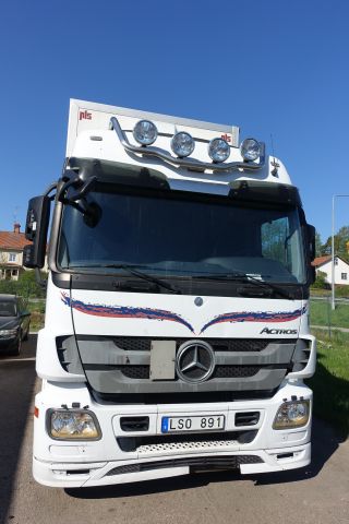 477701-2 Lasbil MERCEDES-BENZ Actros 2546