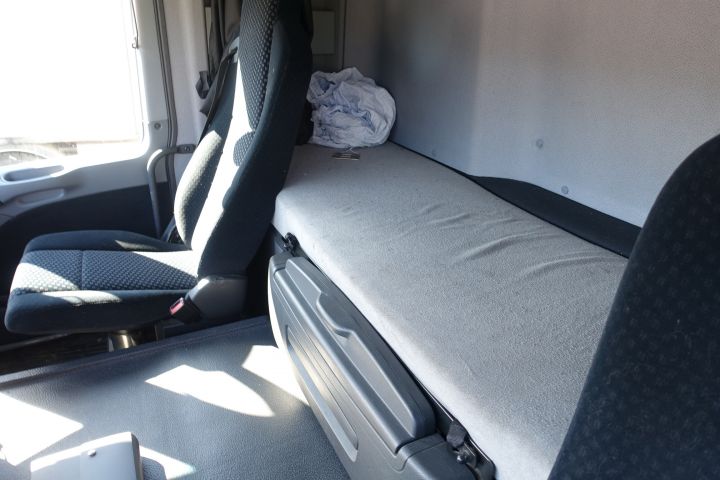 477701-14 Lasbil MERCEDES-BENZ Actros 2546