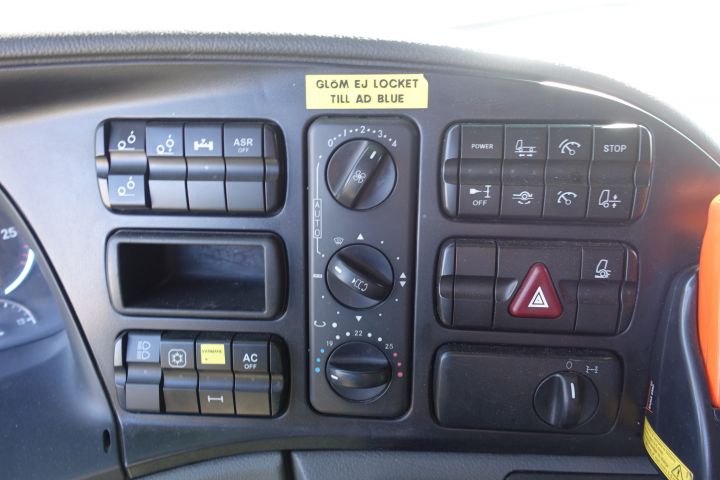 477701-22 Lasbil MERCEDES-BENZ Actros 2546