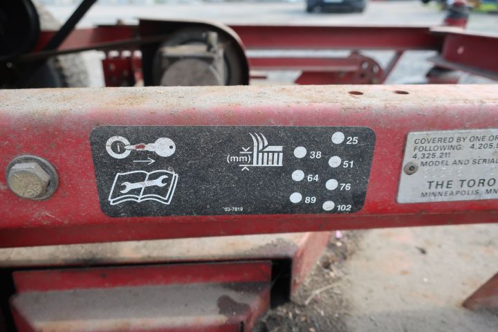 478279-15 Lawn mower Toro Groundmaster 120 (Rep. Object)
