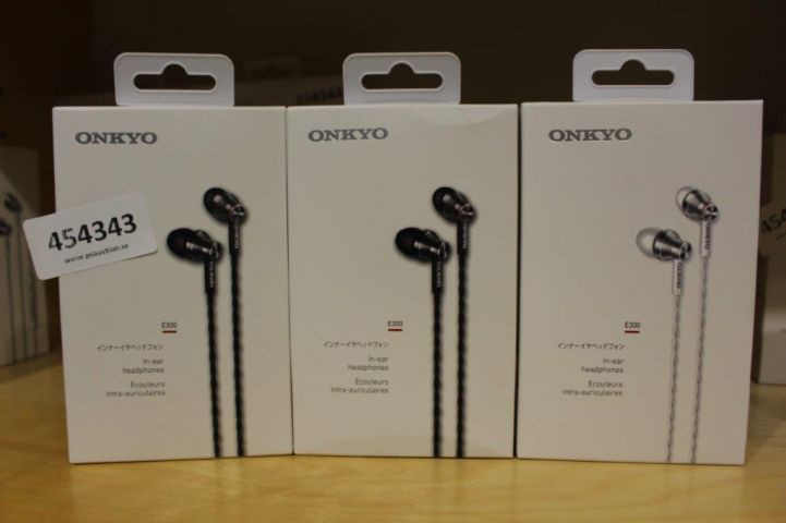3 st Onkyo E300 hörlurar - Auktioner online - Nätauktioner ...