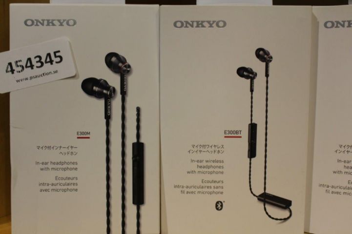 454345-3 4 Onkyo E300M headphones