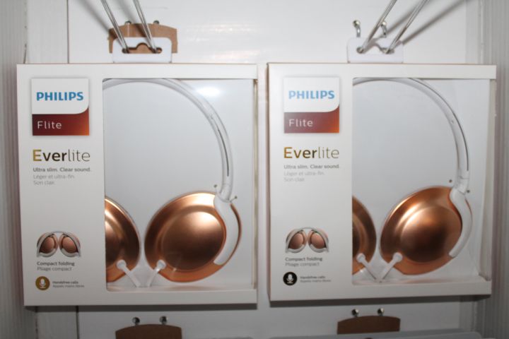 454278-3 3 pcs Philips EverLite headphones