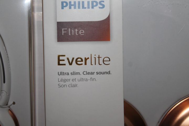 454278-4 3 pcs Philips EverLite headphones