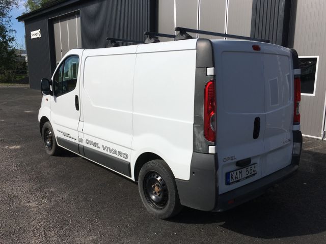477315-25 Opel Vivaro 2.0CDTI 2010 (repo project)