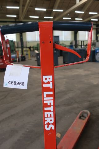 468968-4 Pallet carrier BT L2000
