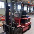 468976-9 Electric forklift Nichiyu