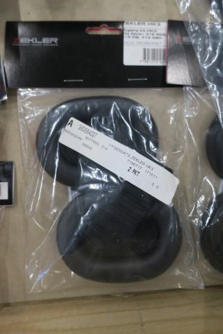 478588-10 Protective masks and ear sockets Zekler