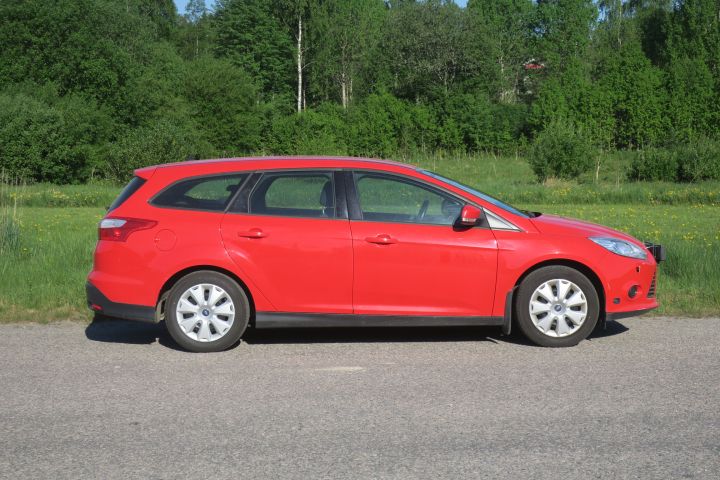 475966-17 Ford Focus DYB Flexifuel - 2012