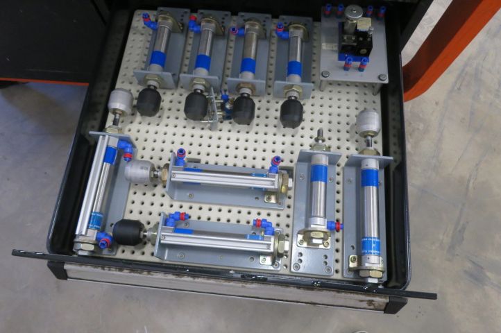 471082-6 Hydraulic/pneumatics bench / test station Festo