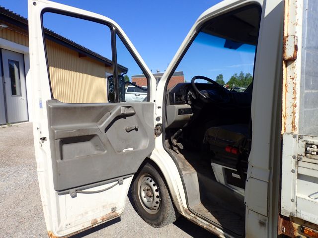401283-54 VW LT35 2.8tdi -03 XSL934