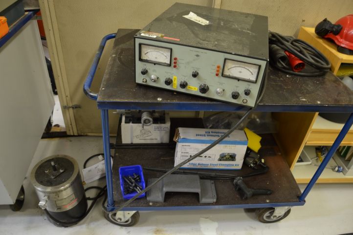 481713-1 Vibrator Bride & Kjaer Amplifier Wheel Wagon mm