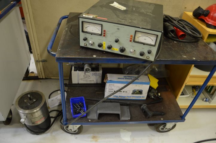 481713-2 Vibrator Bride & Kjaer Amplifier Wheel Wagon mm