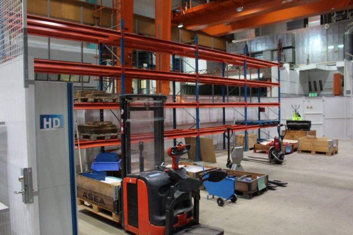 482393-23 Plateau roof Troax 82 meters