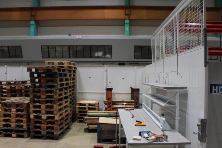 482393-24 Plateau roof Troax 82 meters