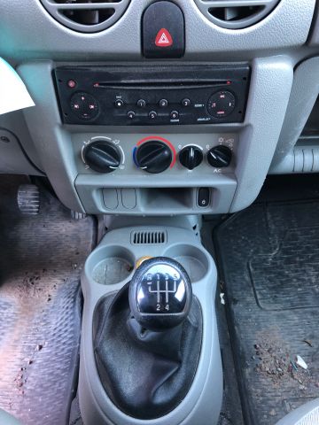 422288-11 Renault FC Kangoo 4wd
