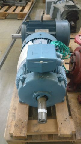 482730-4 ABB and Electramo motors