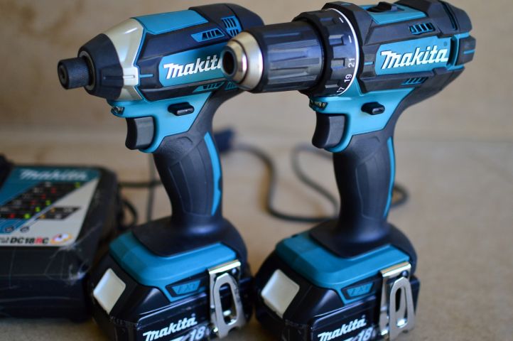 482750-3 Makita KomboKit DTD1522 and DDF482